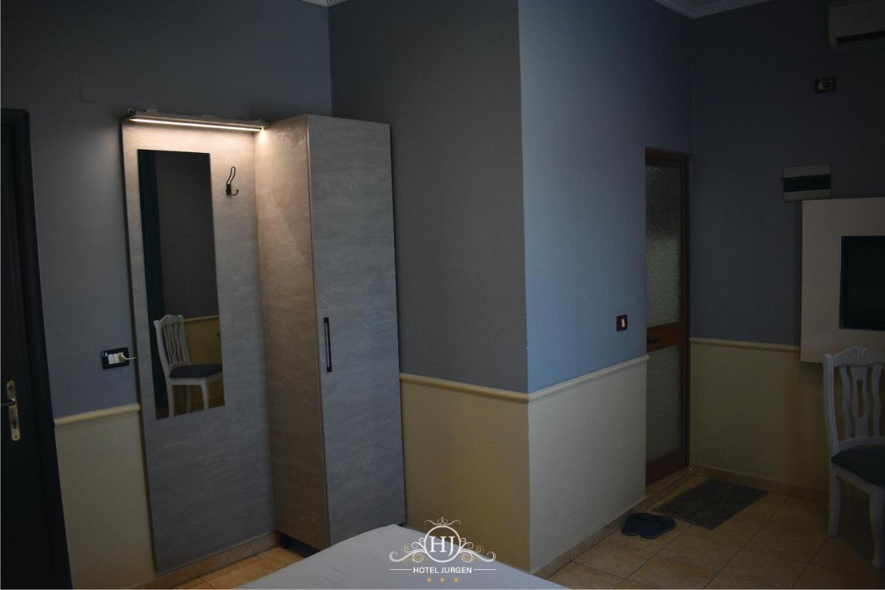 Hotel Jurgen Lezhe Luaran gambar