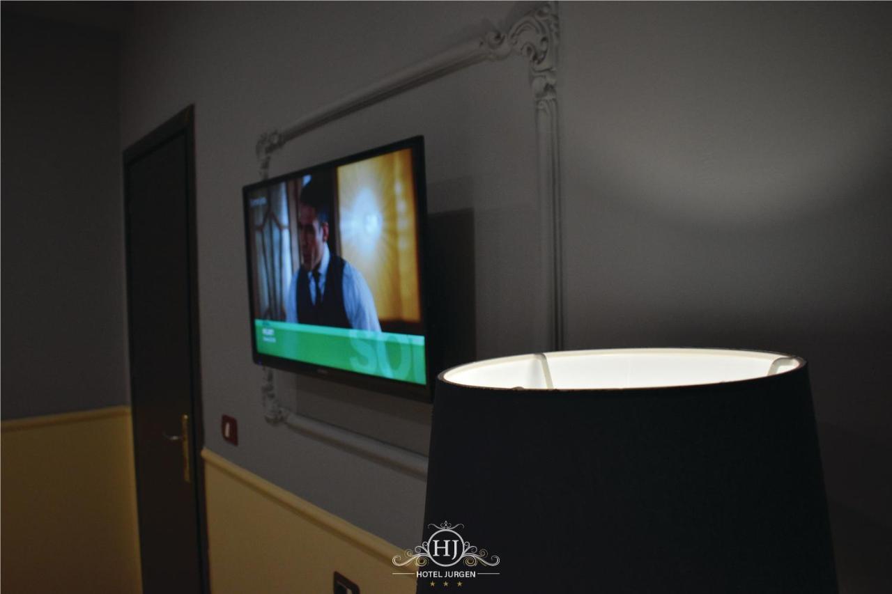 Hotel Jurgen Lezhe Luaran gambar